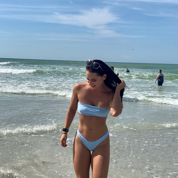 Meet your Posher, Jessica - Picture 1 of 1